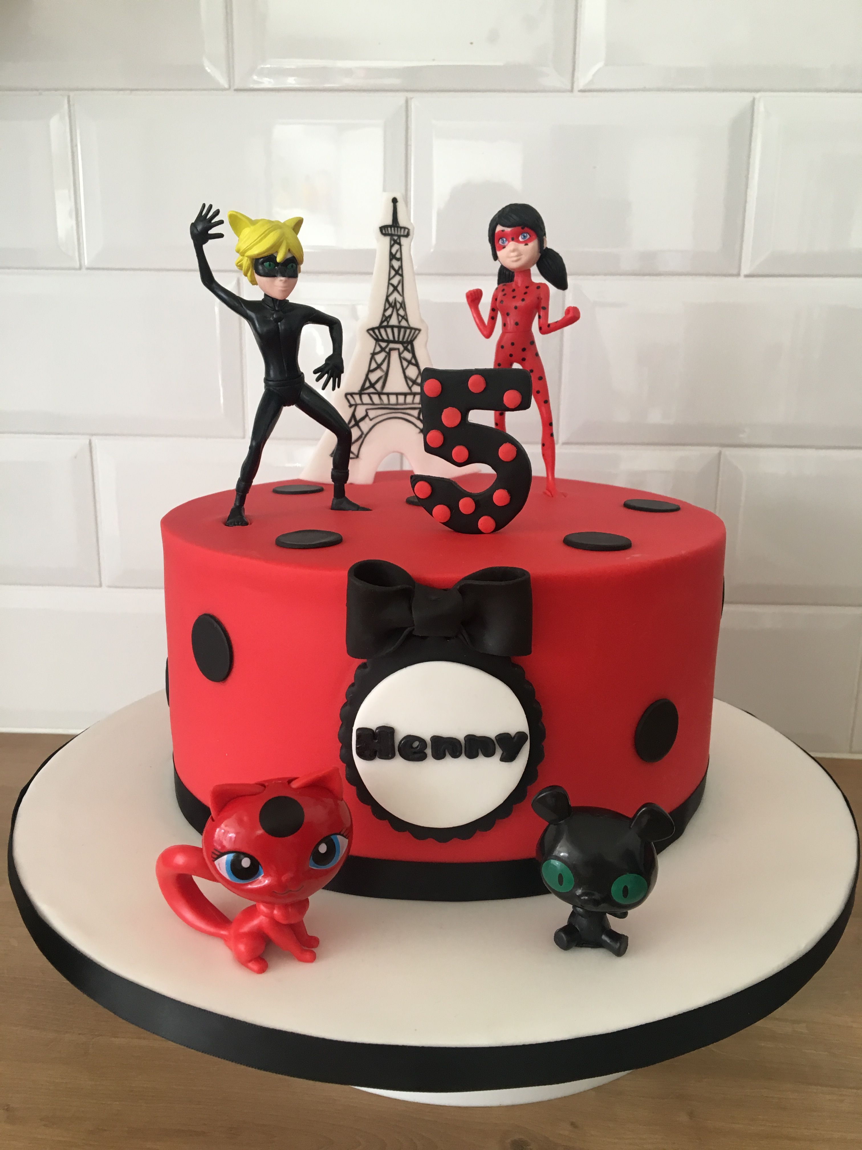 Ladybug and Cat Noir cake Lady bug birthday cake. 