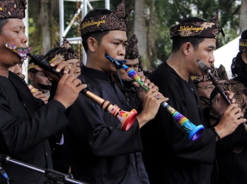 Nafiri Alat Musik Tradisional Riau